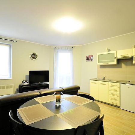 דירות Apartament Gryfa Pomorskiego מידזיזדרויה מראה חיצוני תמונה